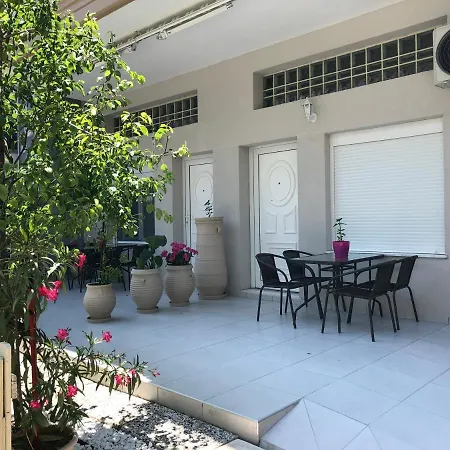 Vasilevi Hotel apartamentowy Nea Kallikrateia